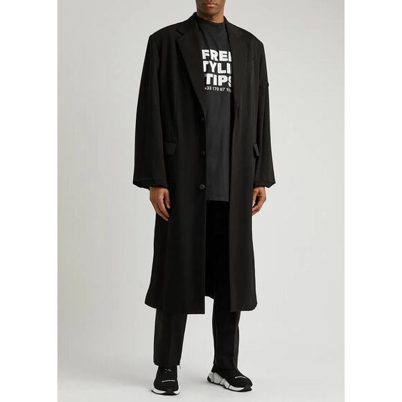 BALENCIAGA Oversized Baggy Distressed Printed Tee Free Styling Tips Hotline NWT - Picture 2 of 11